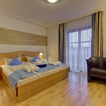 Hotel Tannenhof 3*