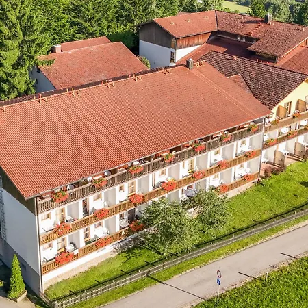 Hotel Tannenhof 3*