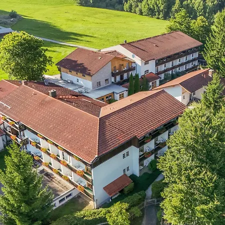 Tannenhof Hotel 3*