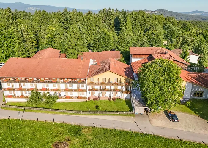 Hotel Tannenhof 3*