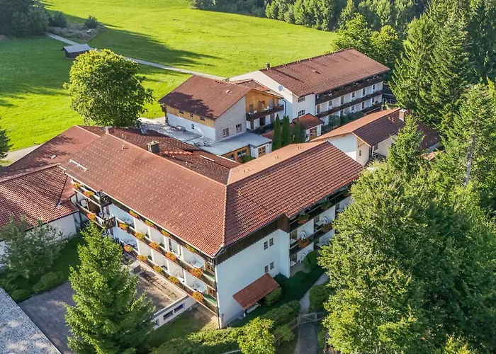 Tannenhof Hotel 3*
